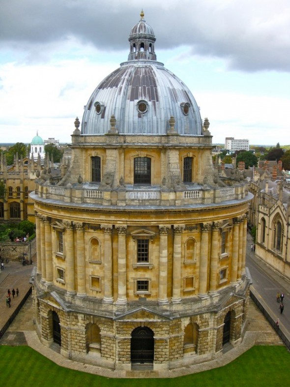 RADCLIFFE CAMERA 