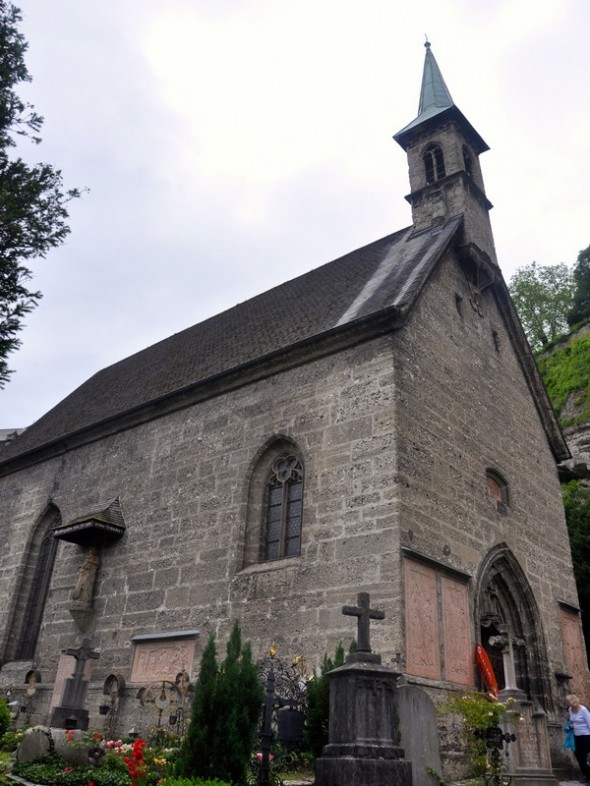 CAPILLA