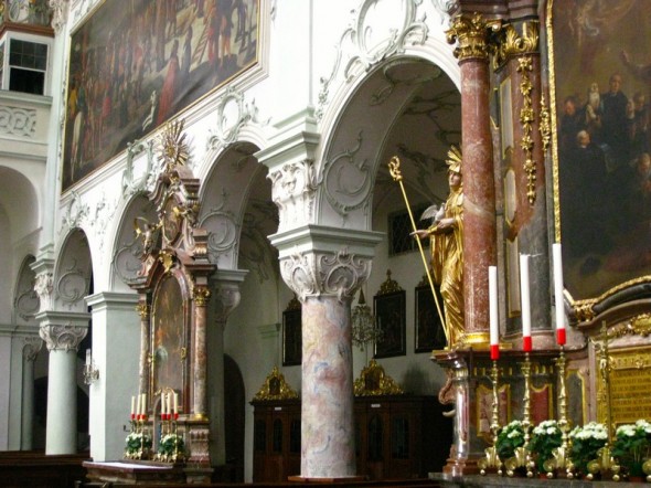 INTERIOR
