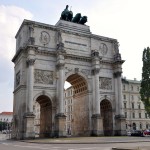 PUERTA DE LA VICTORIA