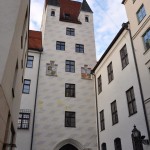 ALTER HOF