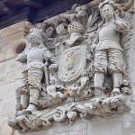 CASA DE LOS HOMBRONES