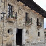CASA DE LOS VILLAS