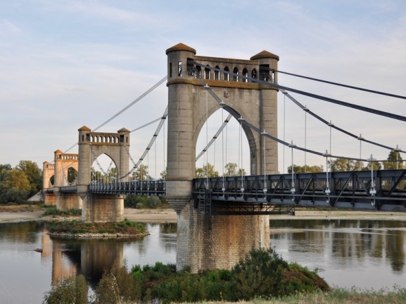 PUENTE